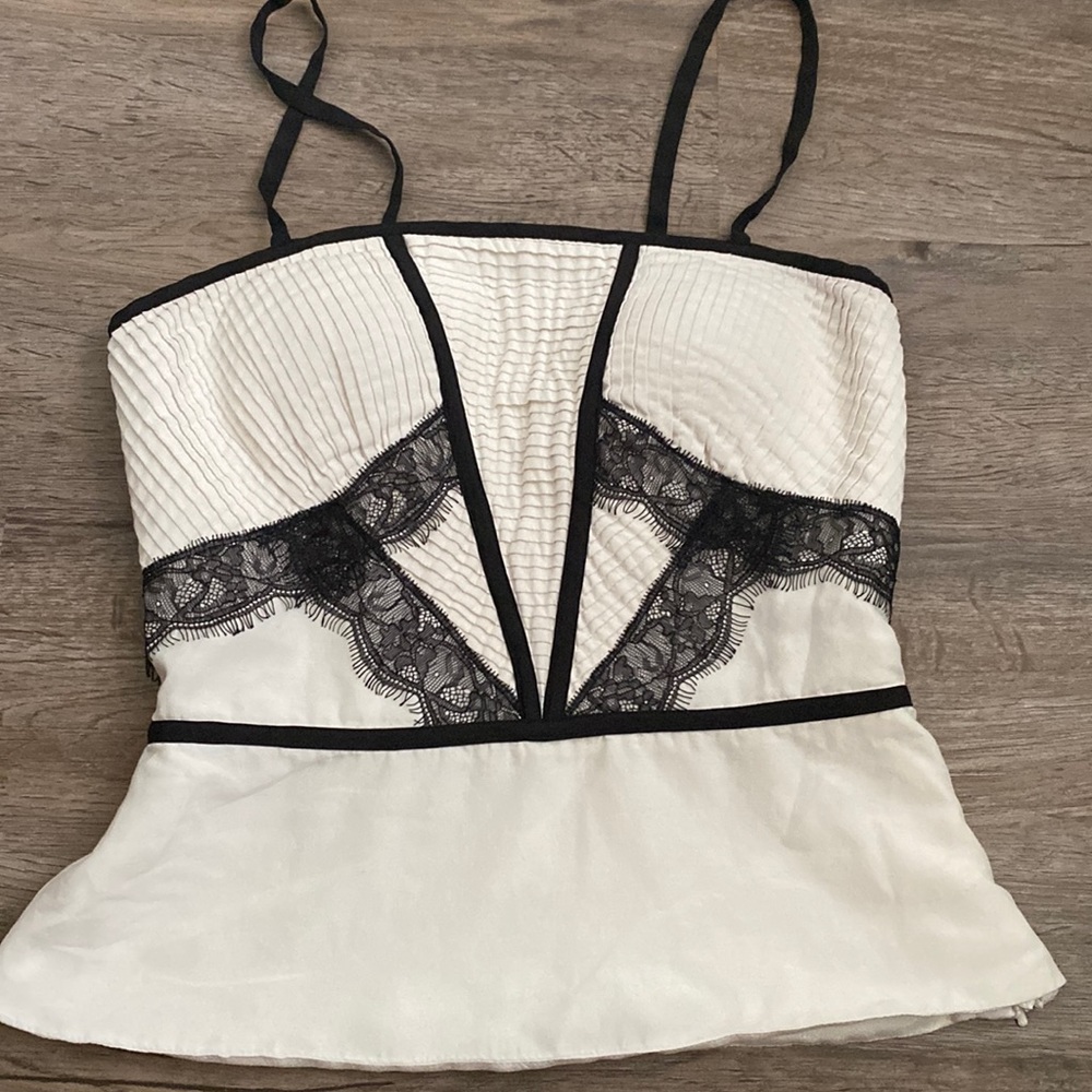 Bebe Lace Corset Style Top Y2K White Top Black Lace Detail Size XS S